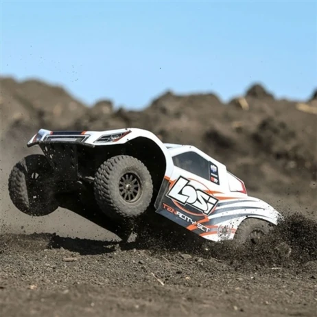 RC Review: Losi Tenacity SCT