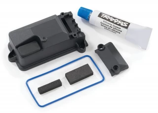 Traxxas Receiver Box Cover for Use With #8224 Box & #2260 BEC (includes Foam Pads, Seals, Silicone Grease)